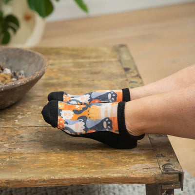 Viasox Cat Paws Ankle Socks detail close-up
