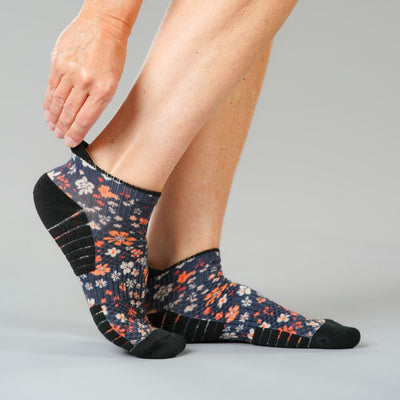 Fall Daisies Ankle Compression Socks