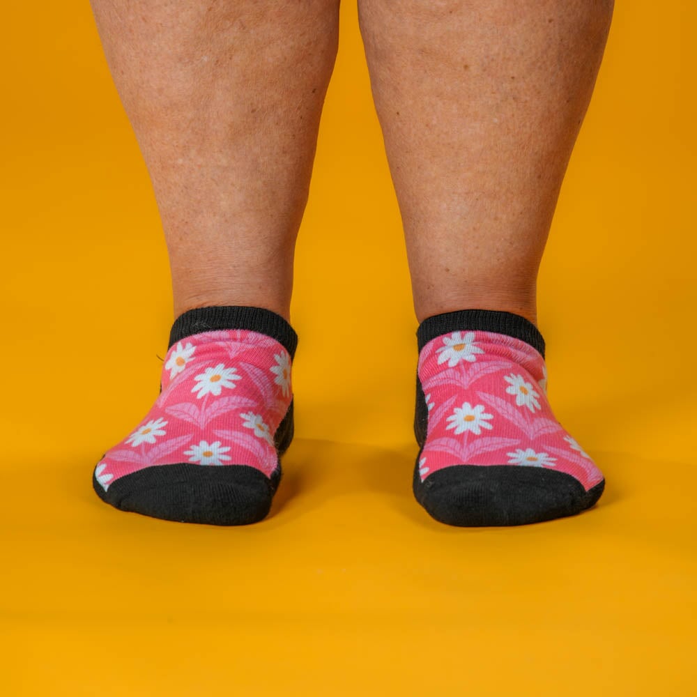 Viasox Coral Daisy Ankle Socks side view