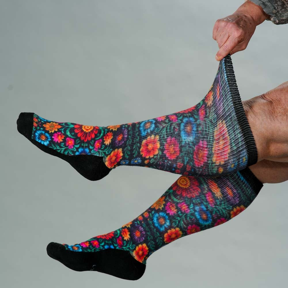 Viasox Cinco de Mayo EasyStretch Socks alternate view