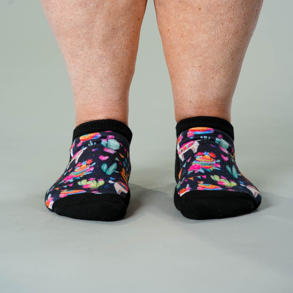 Viasox Llama Love Ankle Socks side view
