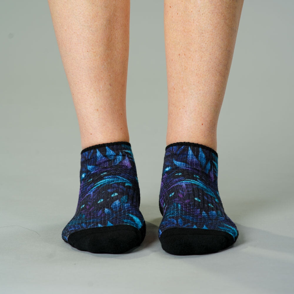 Viasox Cozy Cat Ankle Compression Socks 5-Pack Bundle alternate view