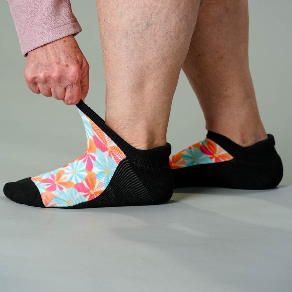 Viasox Groovy Blooms Ankle Socks detail close-up