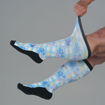 Picnic Flowers EasyStretch™ Socks
