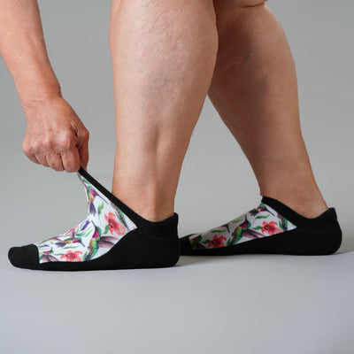 Humming Along Ankle Socks