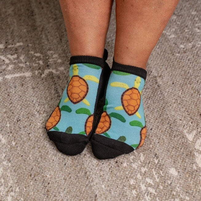 Turtle Time Diabetic Ankle Socks