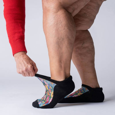 Viasox Wildflower Ankle Socks detail close-up