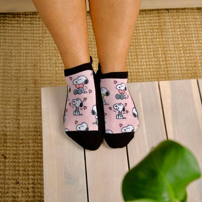 Viasox Snoopy Love Ankle Socks side view