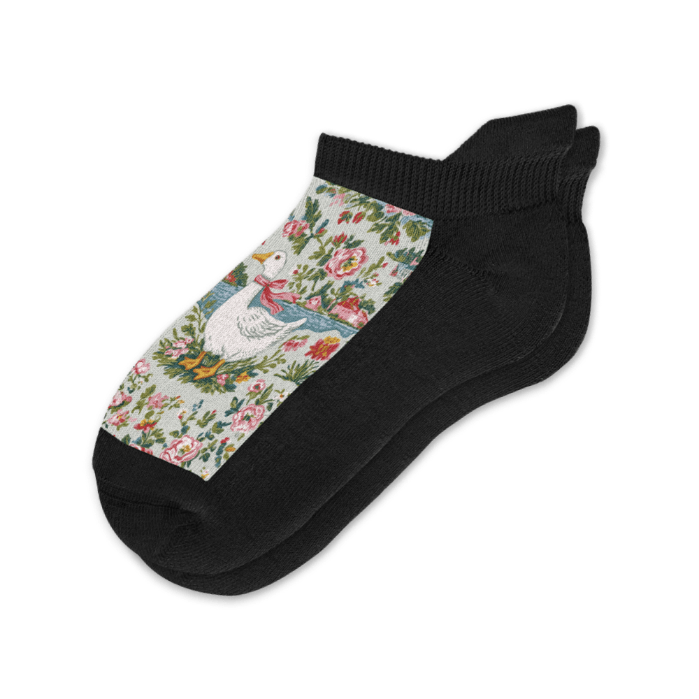 Goose Manor Ankle Socks