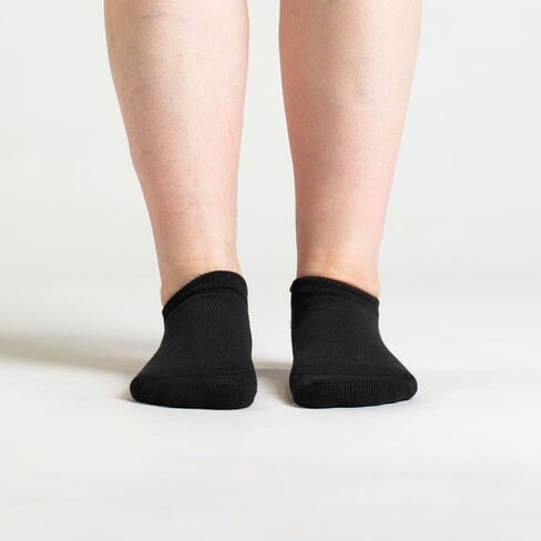 White & Black Diabetic Ankle Socks Bundle 8-Pack