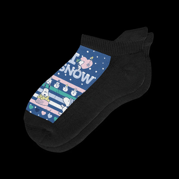 Peanuts Winter Collection I Love Snow Snoopy Ankle Socks From Viasox Flat View