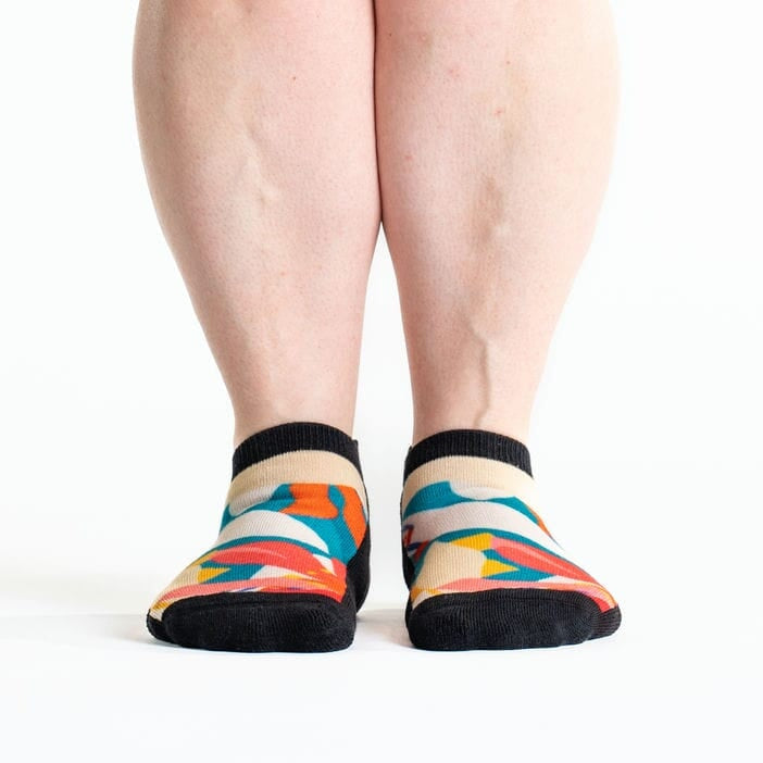 Diabetic flower ankle socks