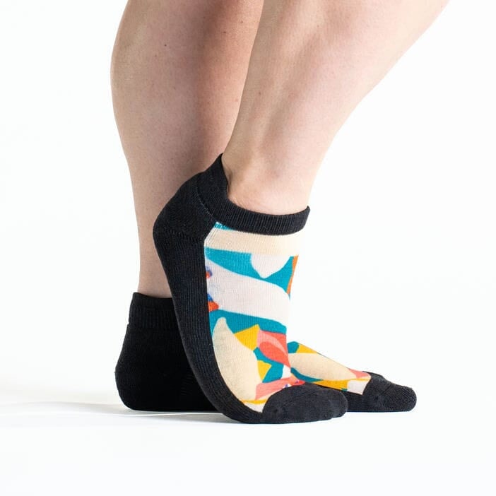 Non-binding flower ankle socks