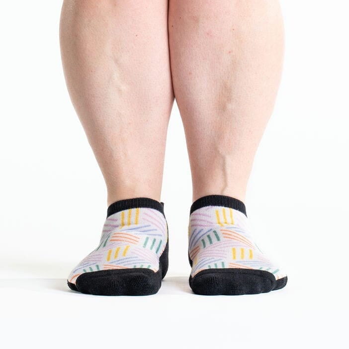 Zigzag pastel ankle socks