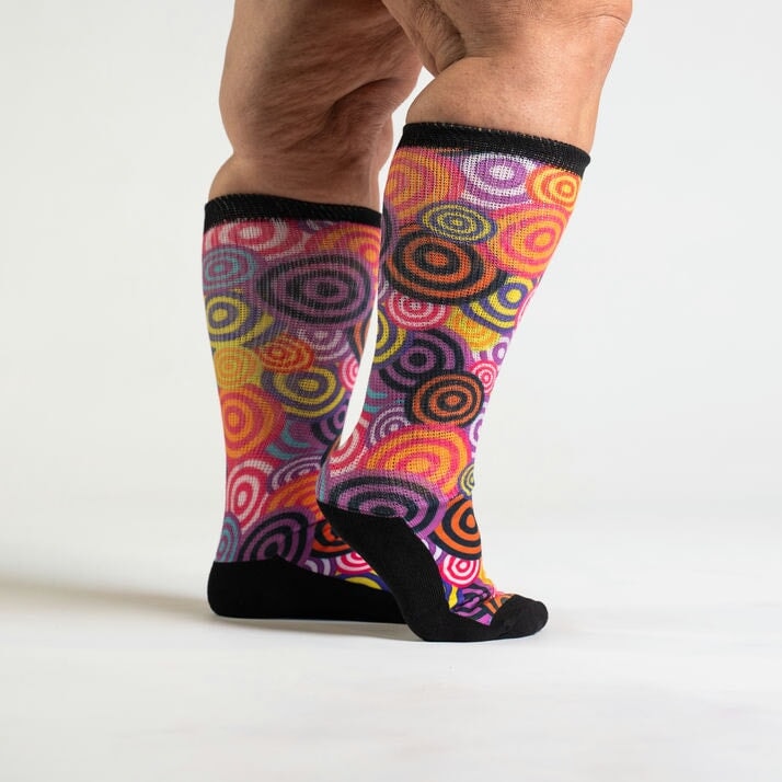 Knee-high concentric diabetic socks