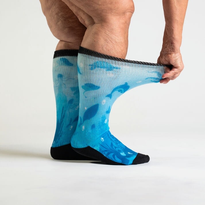Knee-high stretchy sea socks