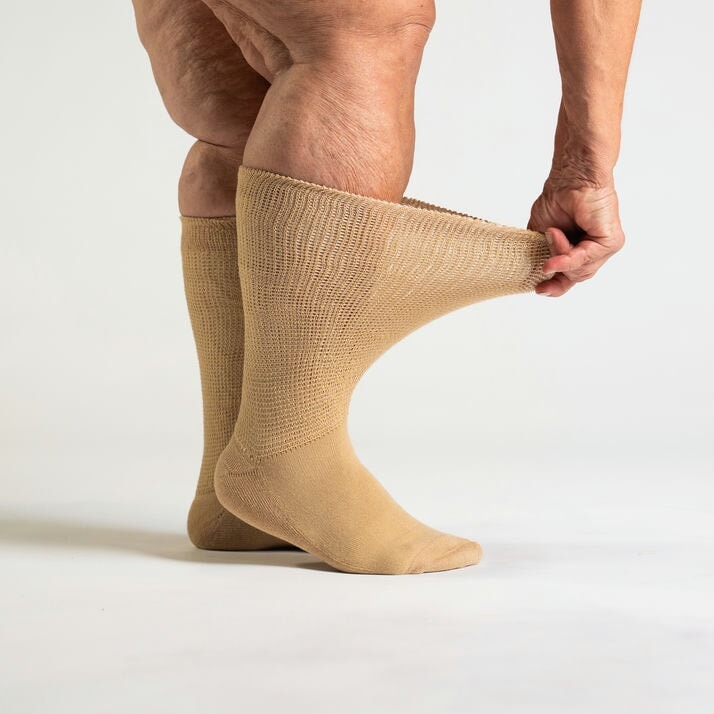 Nude stretchy socks