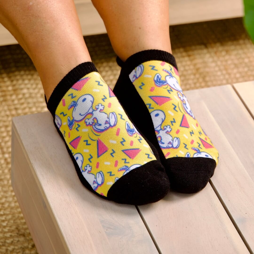 Peanuts snoopy happy dance diabetic ankle socks
